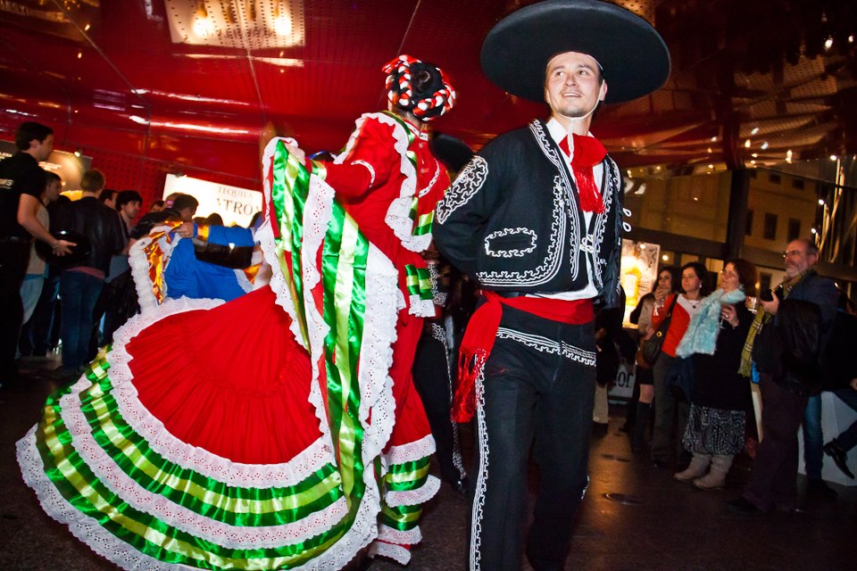baile-mexicano-copyright-drinks-marketing-group-mexican-spirits-culture-barcelona-2014
