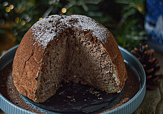 Ingredientes para preparar un zuccotto casero
